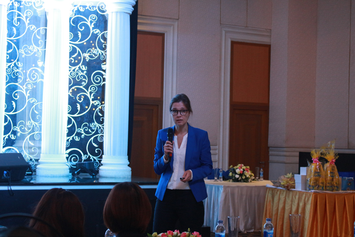 Tiến sĩ Femke Hannes Giám Đốc Khoa Học Dinh Dưỡng Khu Vực Châu Á Thái Bình Dương của DSM - Thụy Sĩ