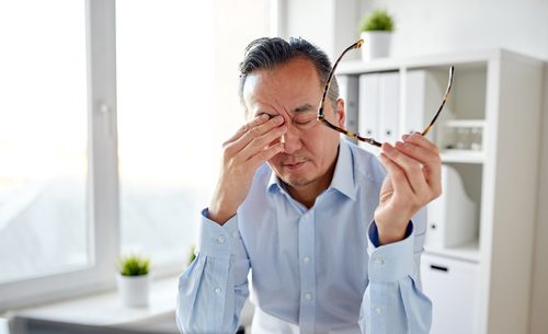 Các dấu hiệu nhận biết suy giảm sức khỏe sau tuổi 50