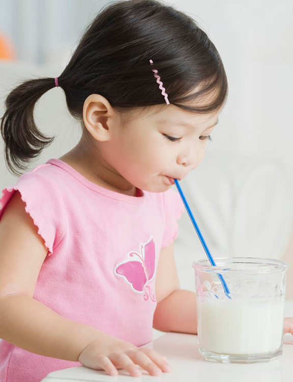Làm thế nào để bổ sung đủ các chất dinh dưỡng mà não bộ trẻ cần trong giai đoạn phát triển?