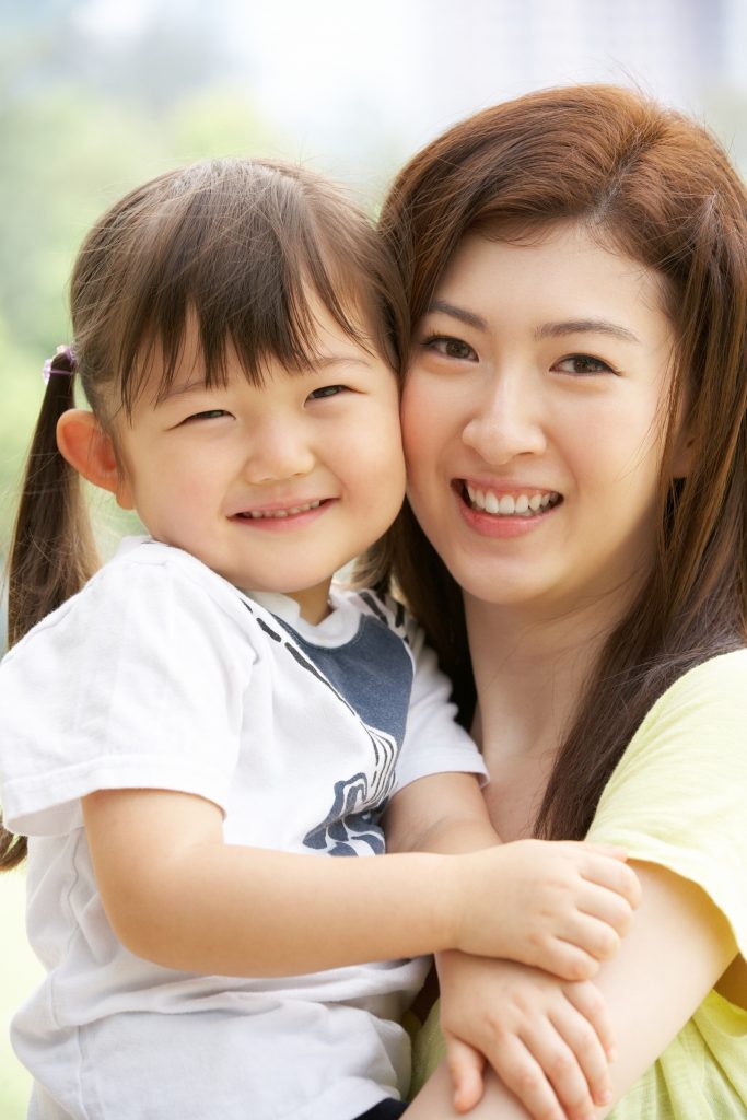 Bé tuổi này đã biết làm điệu rồi mẹ nhen! Bé tuổi này đã biết làm điệu rồi mẹ nhen!