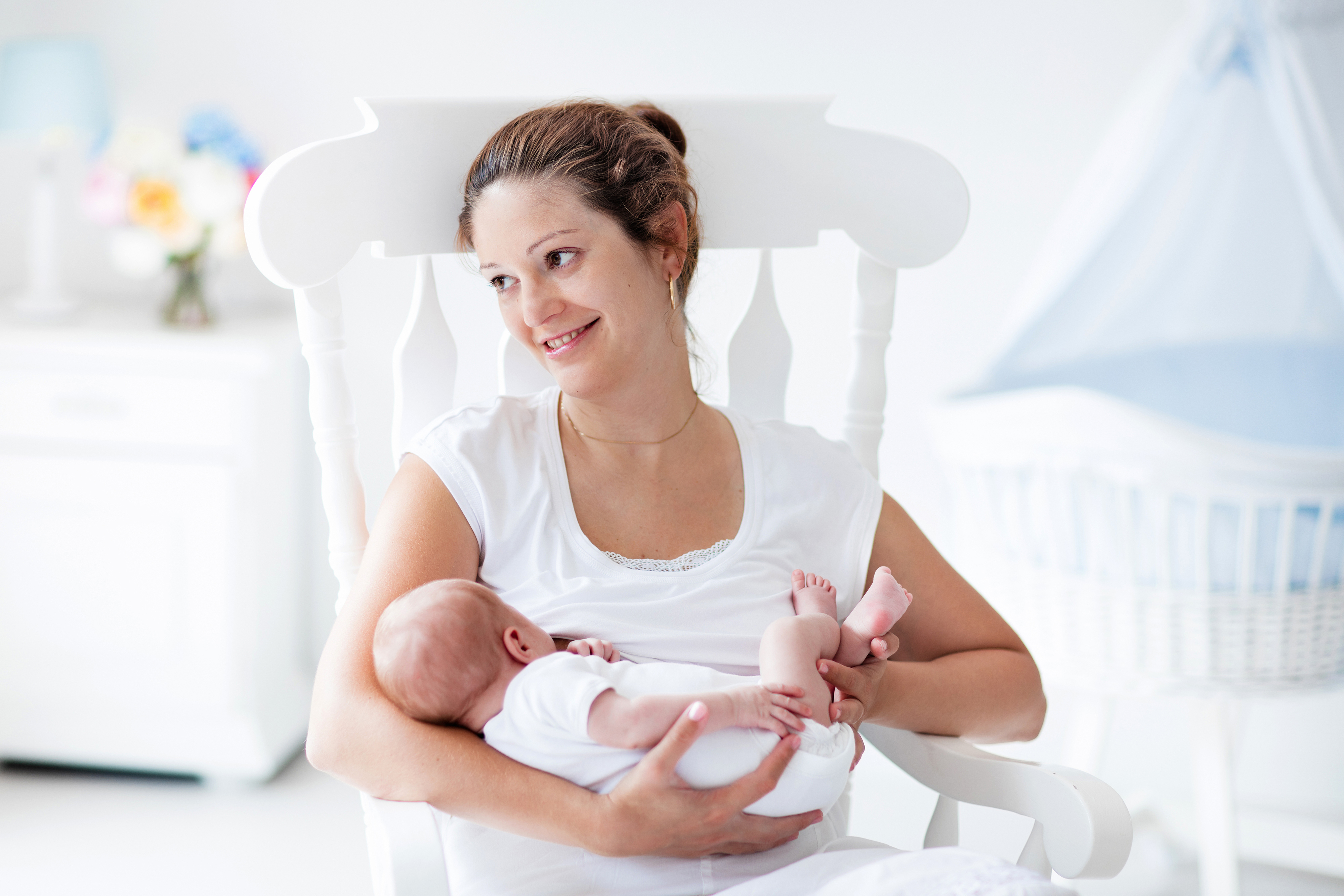 Sữa mẹ không chỉ tốt cho bé mà còn mang đến nhiều lợi ích cho mẹ