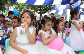 Vinamilk và Tetra Pak chính thức khởi động chương trình sữa học đường năm học 2016-2017