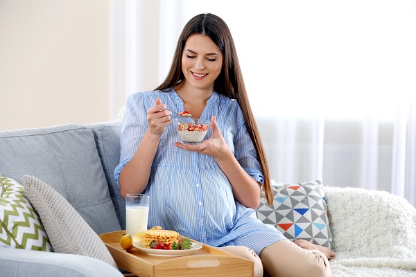 Nên uống sữa bầu khi nào là đúng và tốt cho thai nhi?