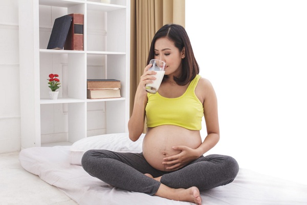 Nên uống sữa bầu khi nào là đúng và tốt cho thai nhi?