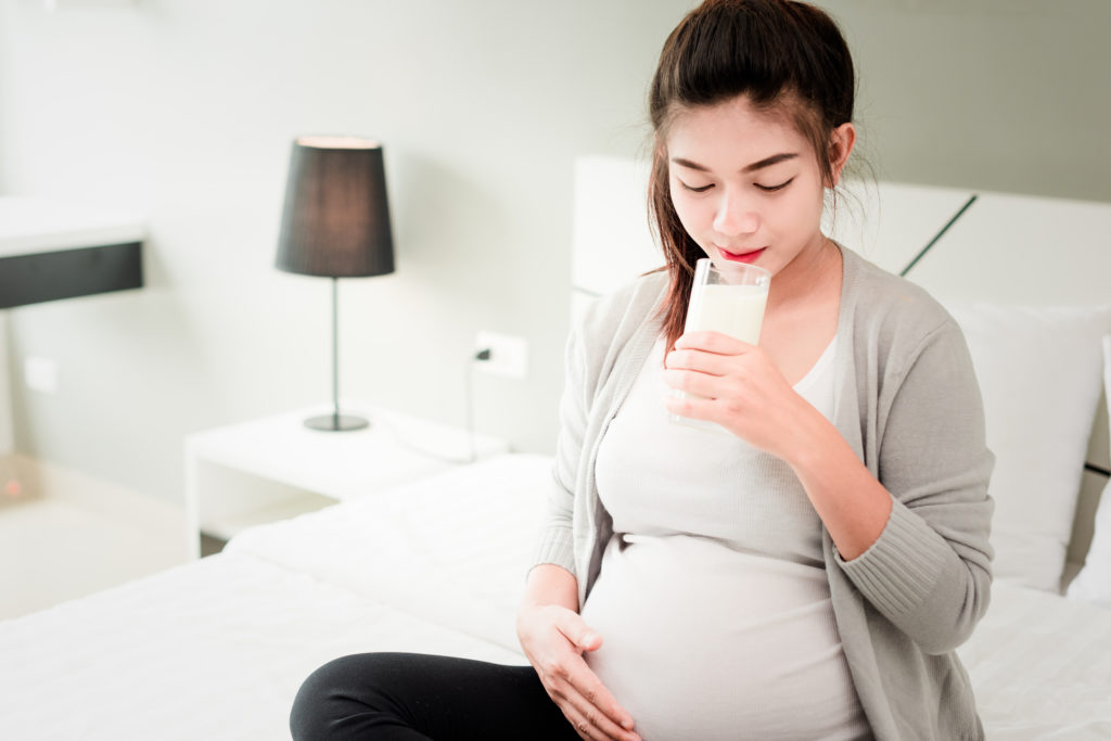 Sữa dành cho bà bầu cần bổ sung chất xơ giúp mẹ bầu ngăn ngừa chứng táo bón thai kỳ
