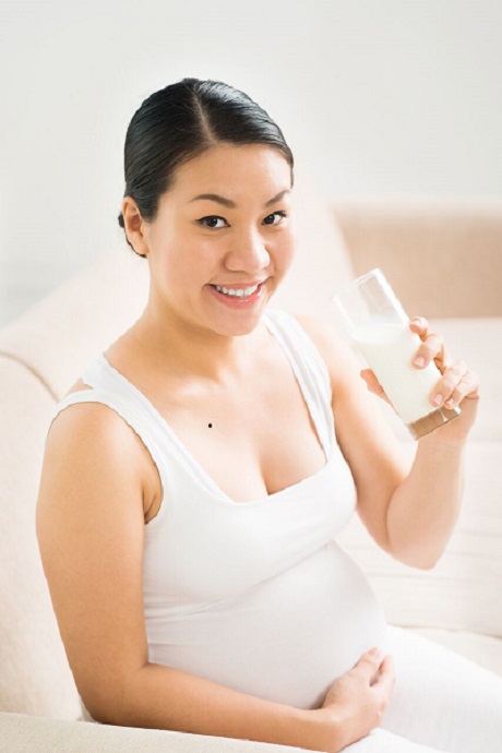 Mẹ đừng quên uống sữa mỗi ngày để sự hình thành và phất triển của thai nhi vững chắc