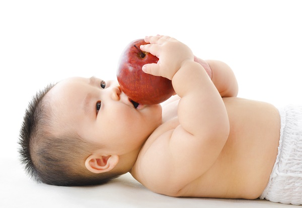 Mẹ cần dùng sữa đúng cách để bảo vệ an toàn và sức khỏe cho bé