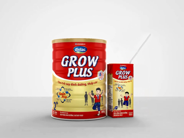 Uống 2 ly sữa Dielac Grow Plus ở nhà và 01 hộp sữa bột pha sẵn khi đến trường, giúp bé cải thiện biếng ăn, tăng cân nhanh chóng bắt kịp đà tăng trưởng với các bạn cùng trang lứa