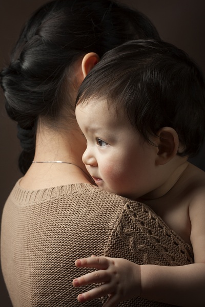 Tư thế bú sữa nào tốt cho trẻ sơ sinh?