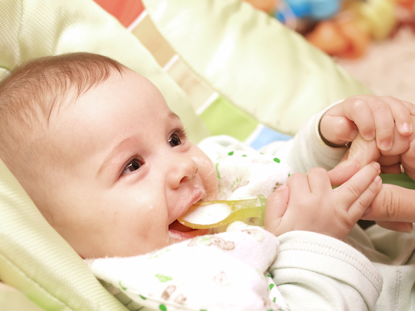 Sữa chua có thể giúp bé chặn cơn tiêu chảy hiệu quả