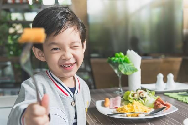 Hệ tiêu hóa khoẻ giúp bé ăn ngon miệng hơn