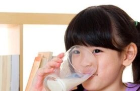 CÁC LOẠI SỮA PHÁT TRIỂN TRÍ NÃO CHO TRẺ 5 TUỔI TỐT NHẤT