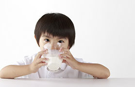 Cholin trong sữa phát triển trí não liệu có tốt cho trẻ không?