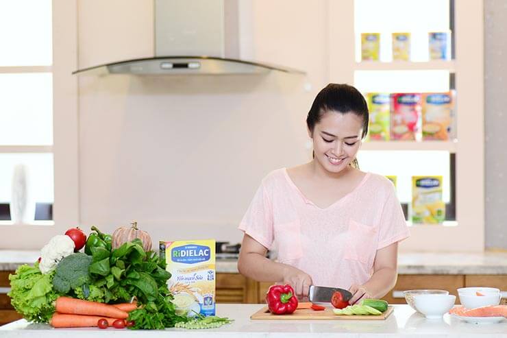 Thực đơn của bé, mỗi bữa ăn nên có đủ 4 nhóm thực phẩm Thực đơn của bé, mỗi bữa ăn nên có đủ 4 nhóm thực phẩm