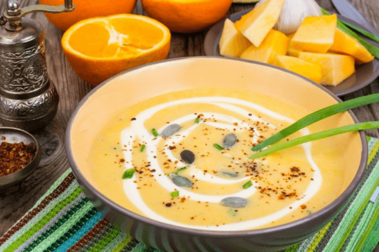 Lưu ý là không nêm muối hay gia vị mặn vào bột ăn dặm của bé mẹ nhé! Lưu ý là không nêm muối hay gia vị mặn vào bột ăn dặm của bé mẹ nhé!