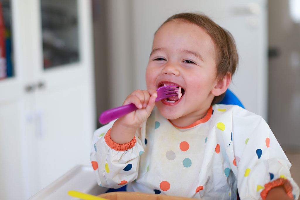 “Bột ăn dặm nào tốt” là câu hỏi phụ huynh thường đặt ra khi con em mình đối mặt với tình trạng biếng ăn.